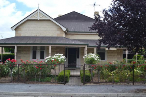 Tin House in Tanunda